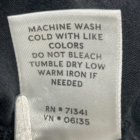 Women’s  LL Bean XL Black Tank Top - Picture 9 of 12